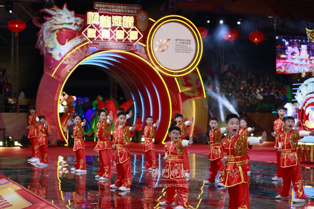 “慶祝澳門特別行政區成立25周年 2024年農曆新年花車匯演 騰龍運鑽歡樂春節”(3) “慶祝澳門特別行政區成立25周年 2024年農曆新年花車匯演 騰龍運鑽歡樂春節”(3)