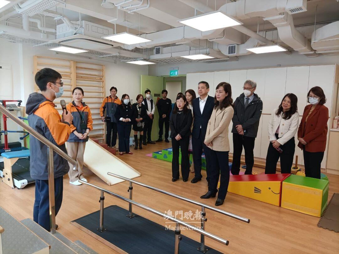 歐陽瑜司長了解啟智早期訓練中心服務