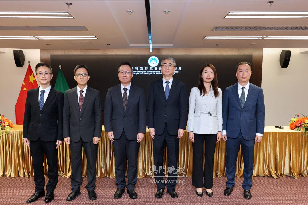 法務局副局長邱顯哲就職(1) 法務局副局長邱顯哲就職(1)