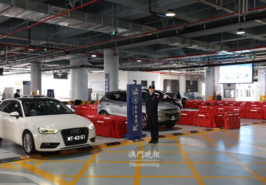 「二線」通道通行申報備案車輛約12.6萬輛 「二線」通道通行申報備案車輛約12.6萬輛