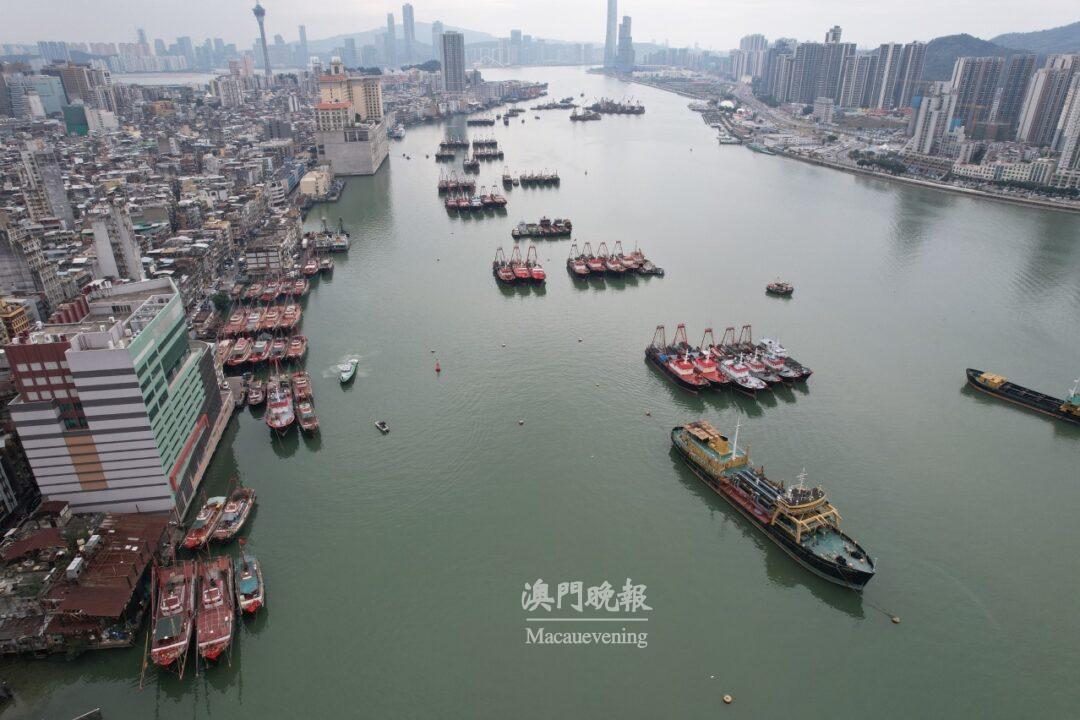籲漁民遵守規則及派員留守船上 籲漁民遵守規則及派員留守船上